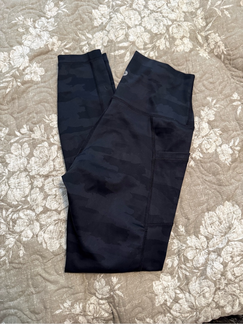 90 degree black camo womens leggings size small